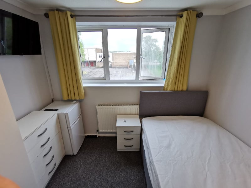 Room Risdens in Harlow