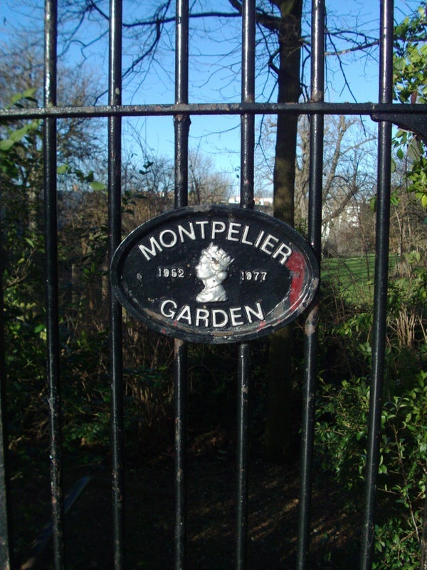 Flat Clarendon Road in Greater London