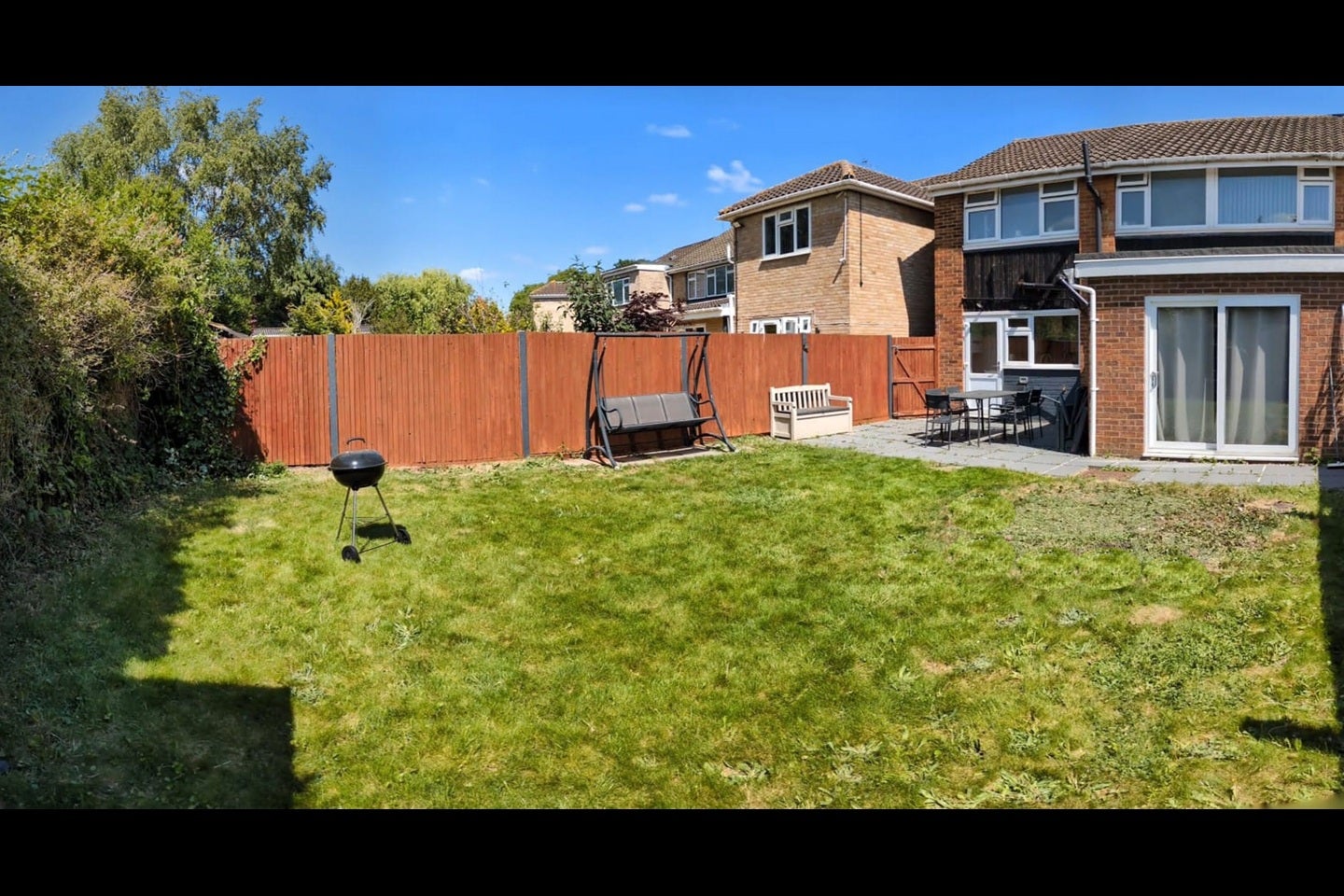 House Ember Road in Slough