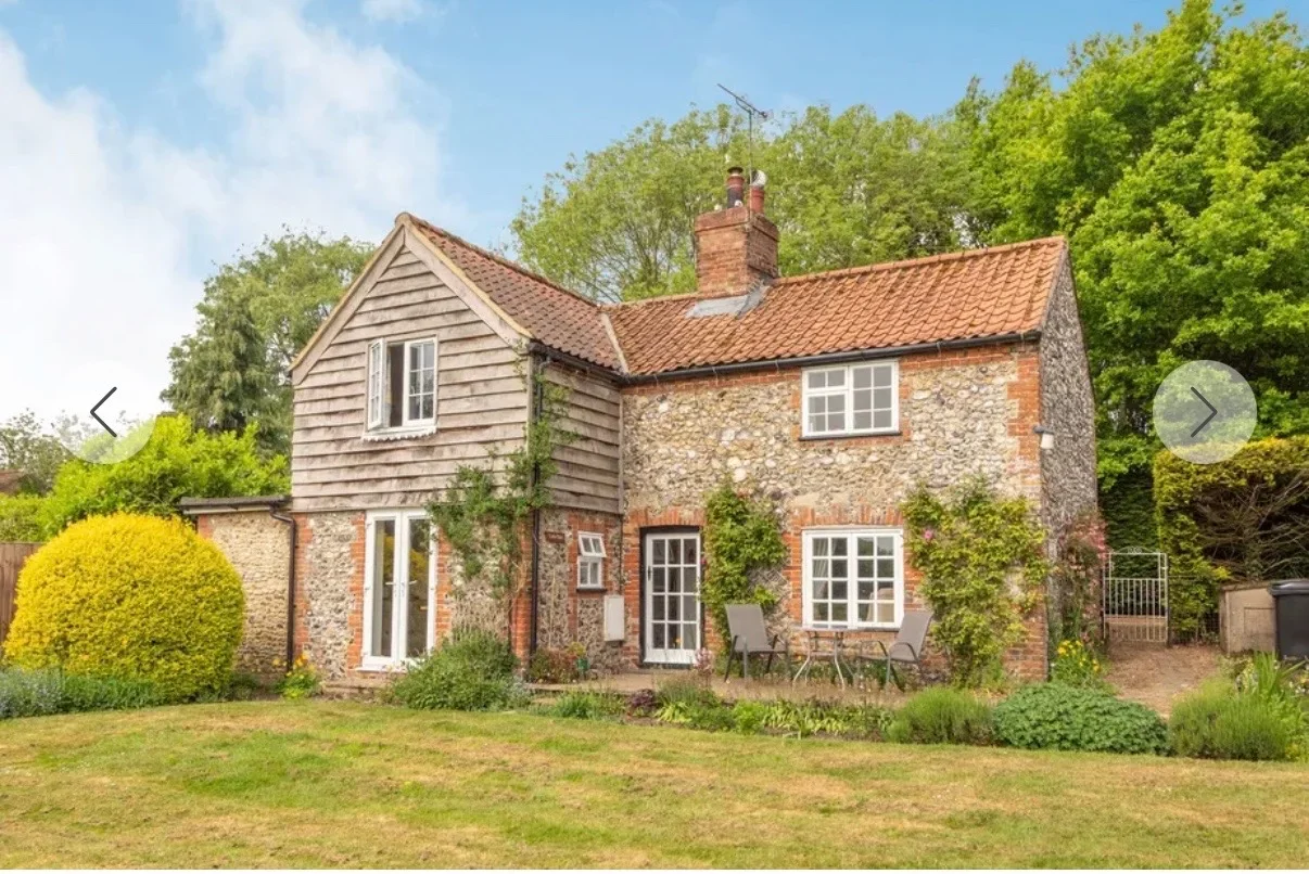 House Lyons Green in Breckland District