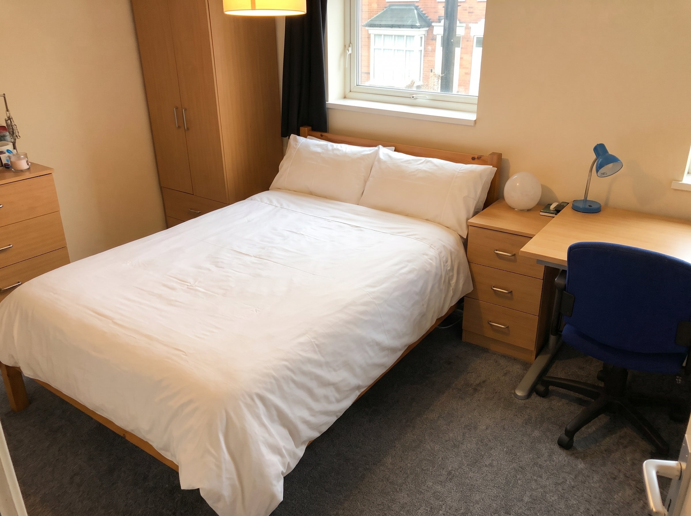 Room Tiverton Road in Birmingham