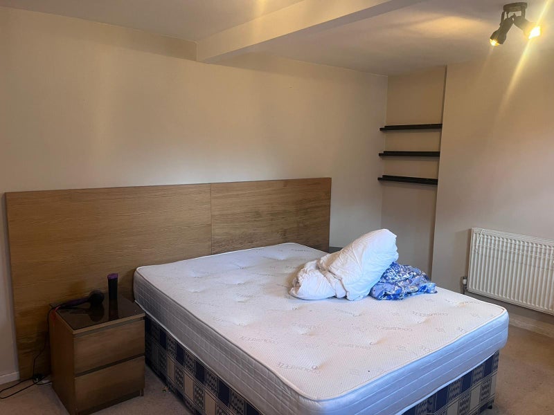 Room Hanover Square in Leeds