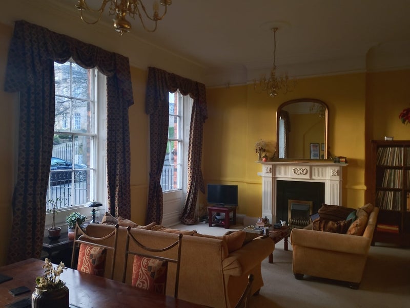 Room Hanover Square in Leeds
