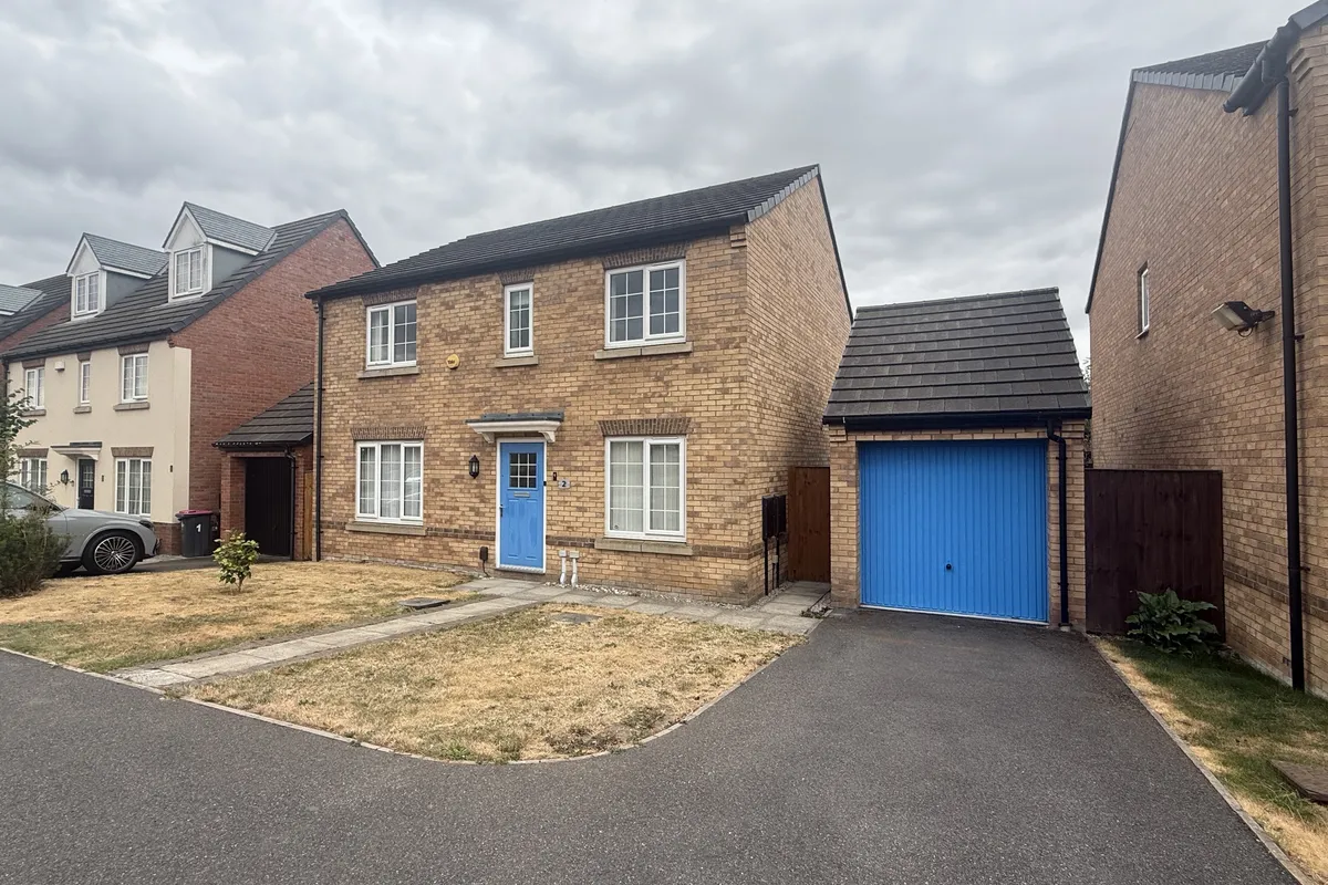 House Ashover Croft in Rotherham