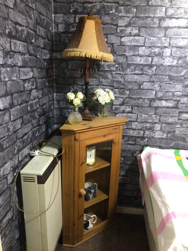 Room Carnarvon Road in Greater London