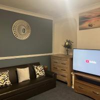 Room Eatesbrook Road in Birmingham