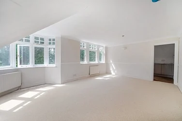 Flat Hilly Fields Crescent in Greater London