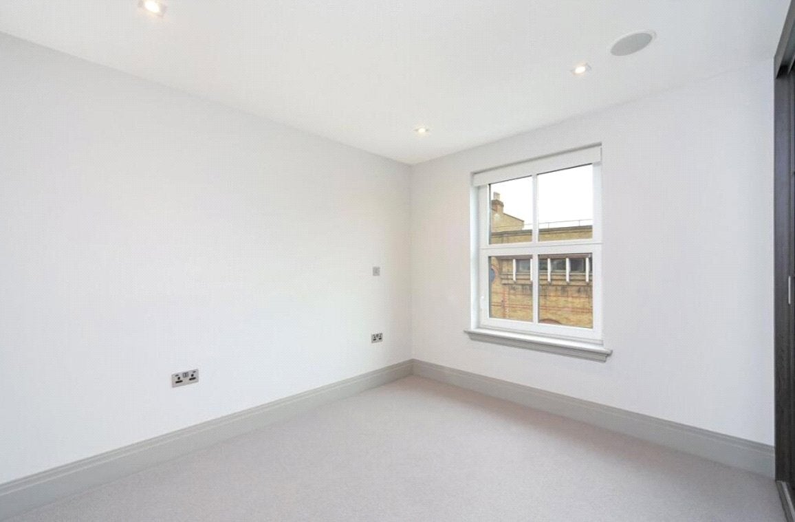 Flat Fulham Road in Greater London