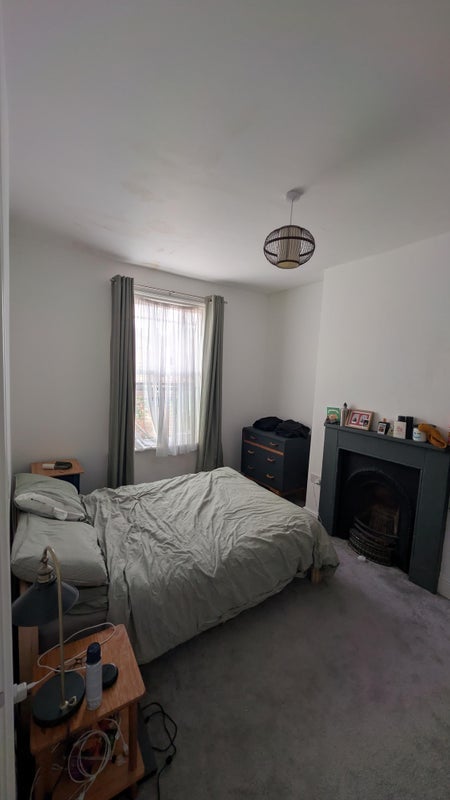 Room Davey Street in Bristol