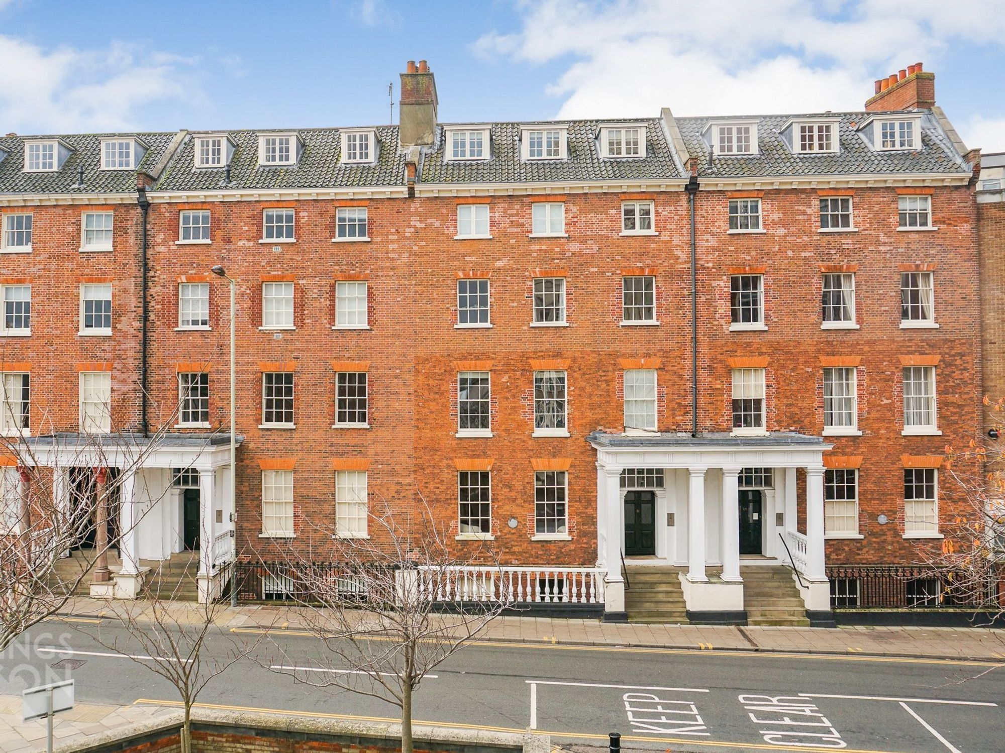 Flat Surrey Street in Norwich