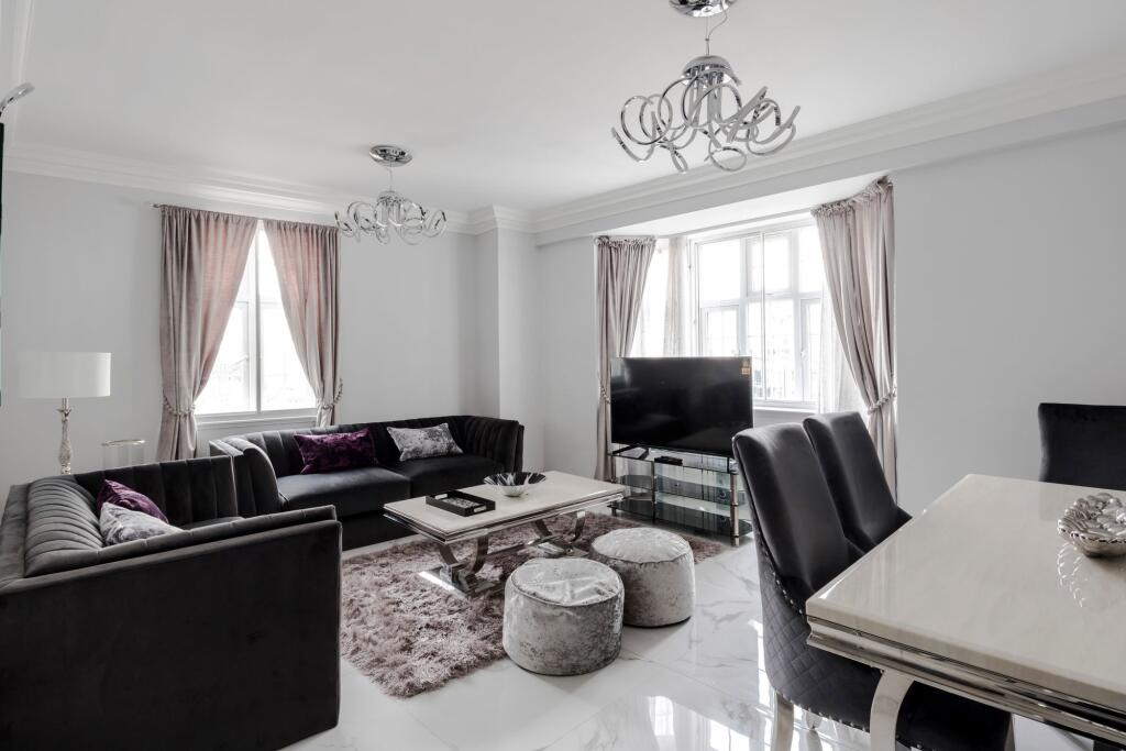 Flat Brompton Road in City of Westminster