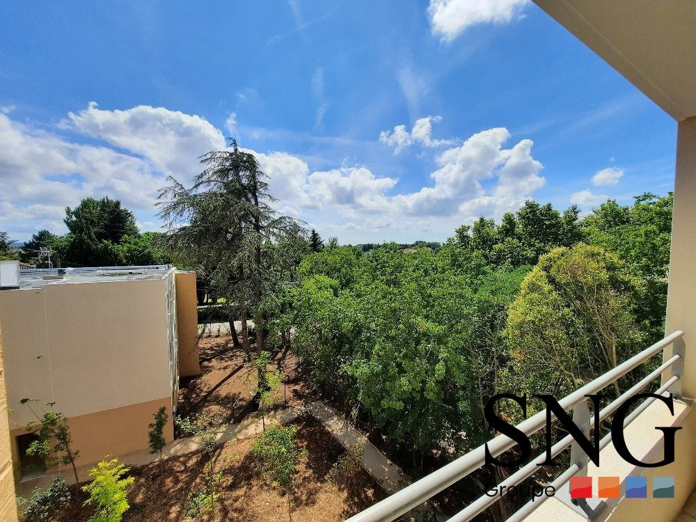 Appartement Avenue de la Pinède à Avignon