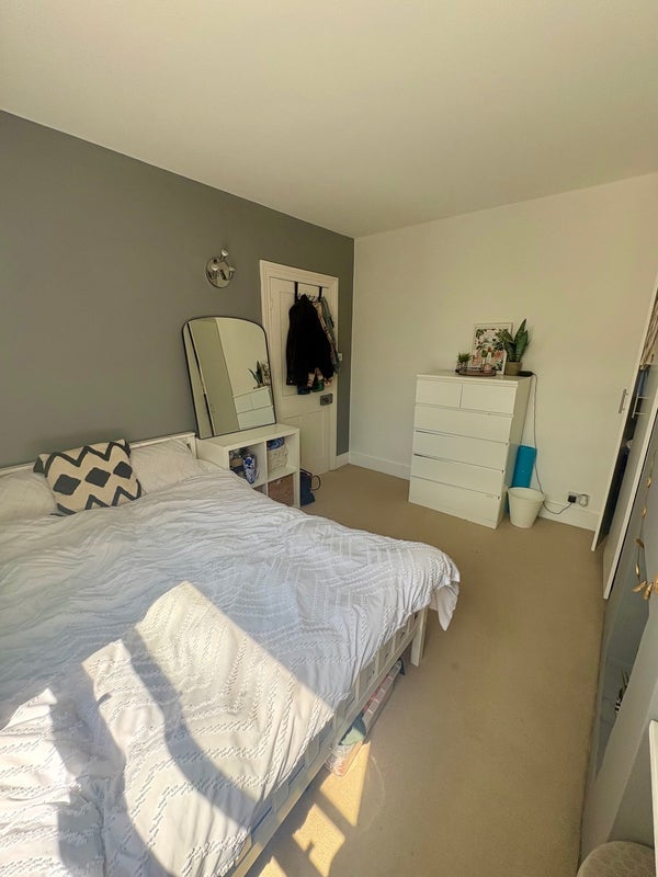 Room Clapham High Street in Greater London