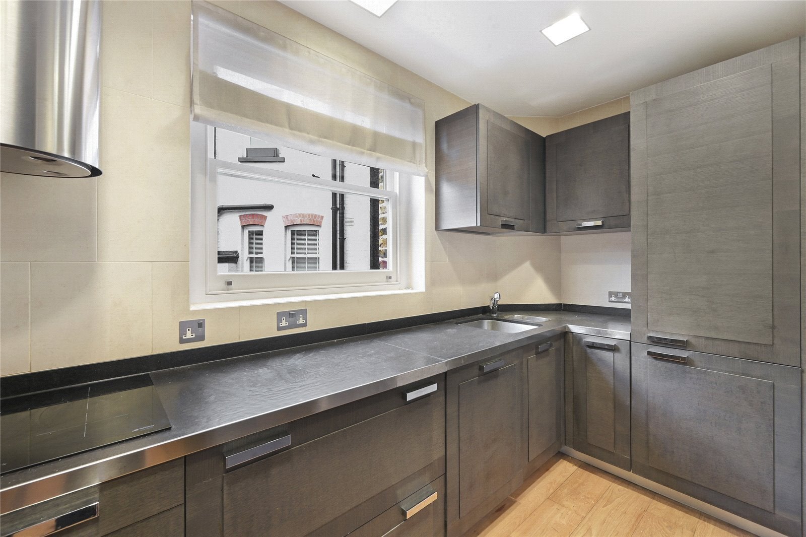 Flat Hans Place in Greater London