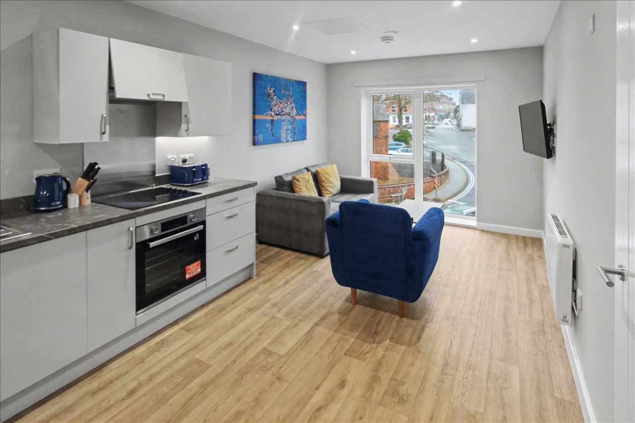 Flat Kelham Way in Eastwood
