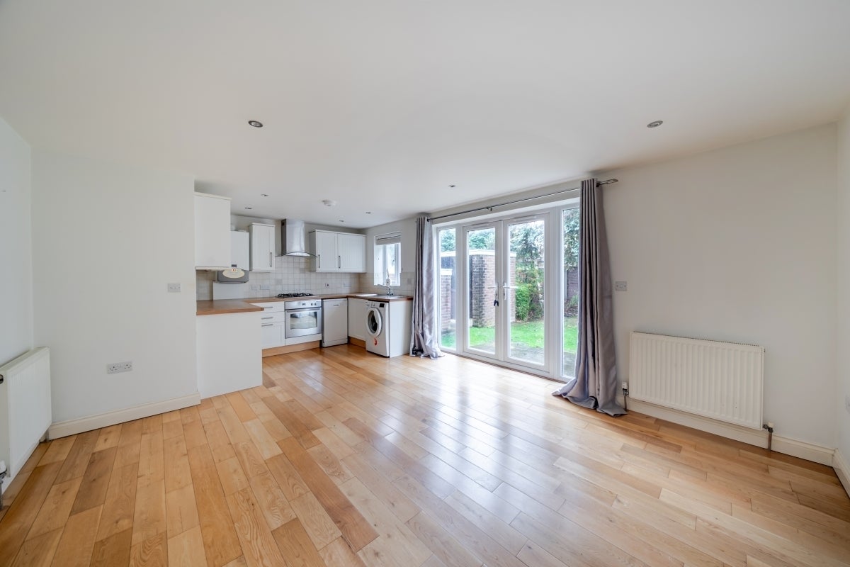 Flat Beresford Road in St Albans