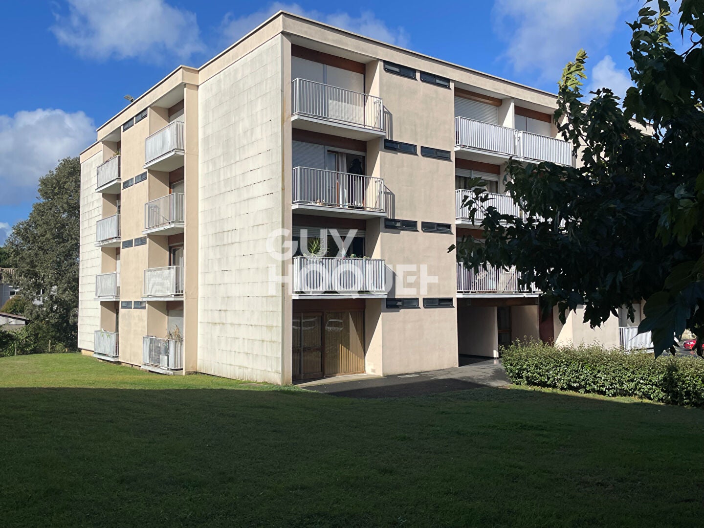 Flat Rue Montesquieu in Talence