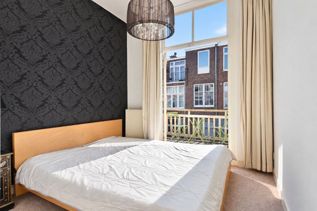Appartement Snelliusstraat 21