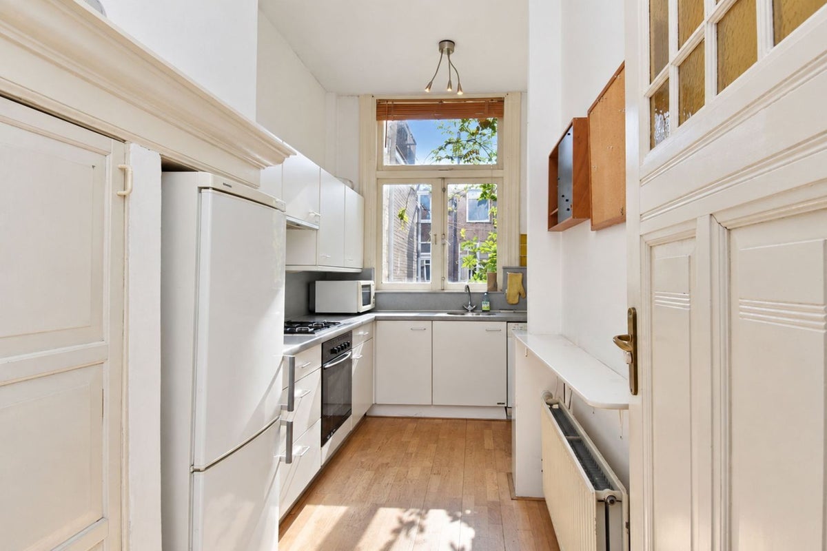 Appartement Snelliusstraat 15