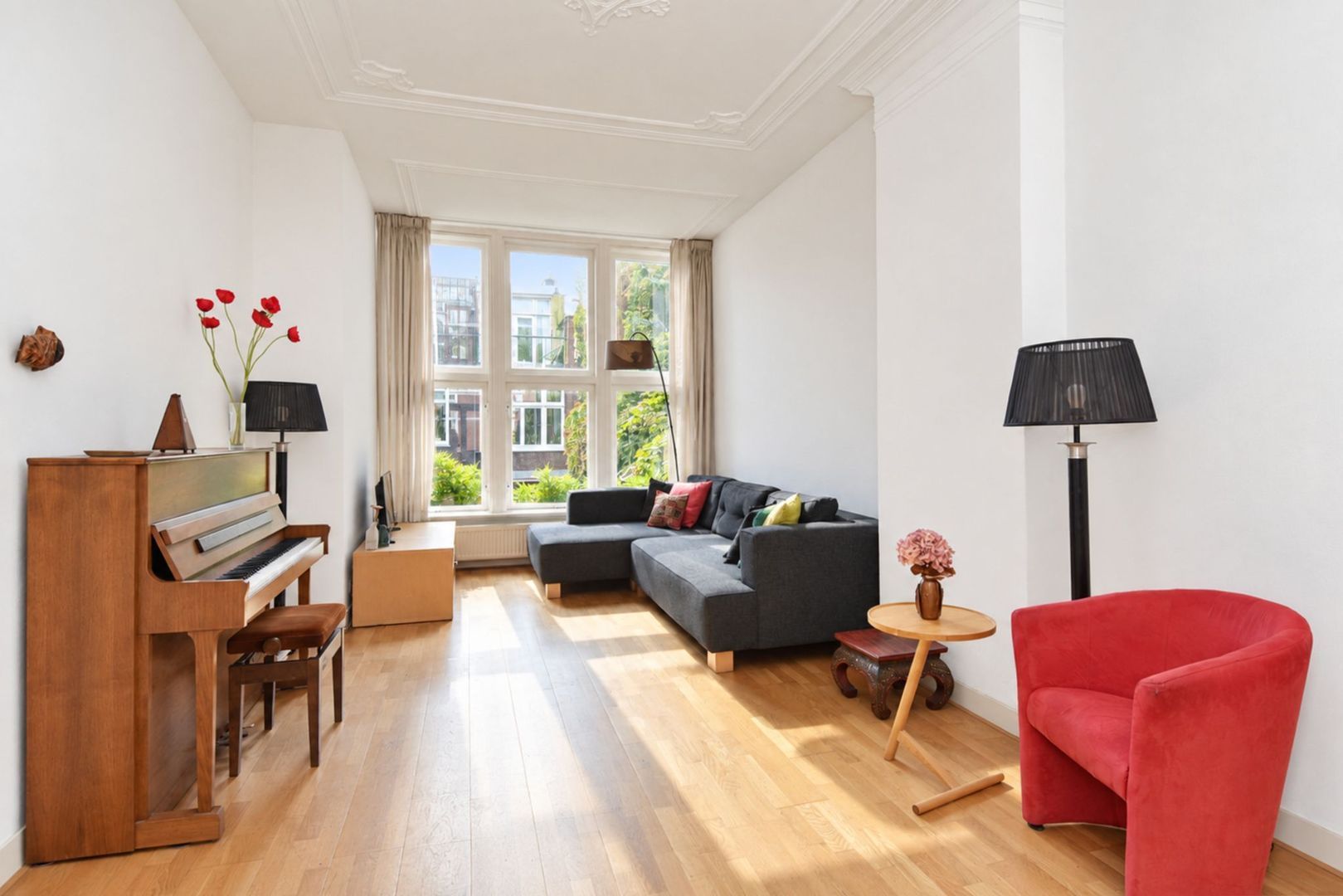 Appartement Snelliusstraat 2