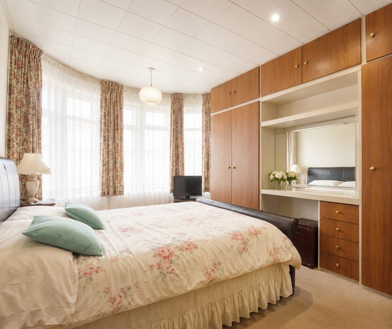 Room Grenoble Gardens in Greater London