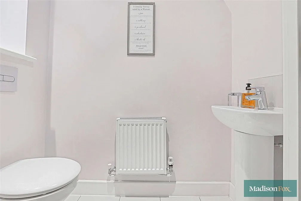 House Becket Close in Greater London