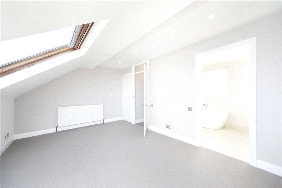 House Winsham Grove in Greater London