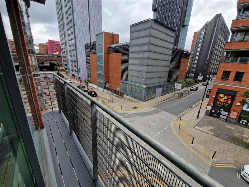 Flat Hulme Street in Manchester