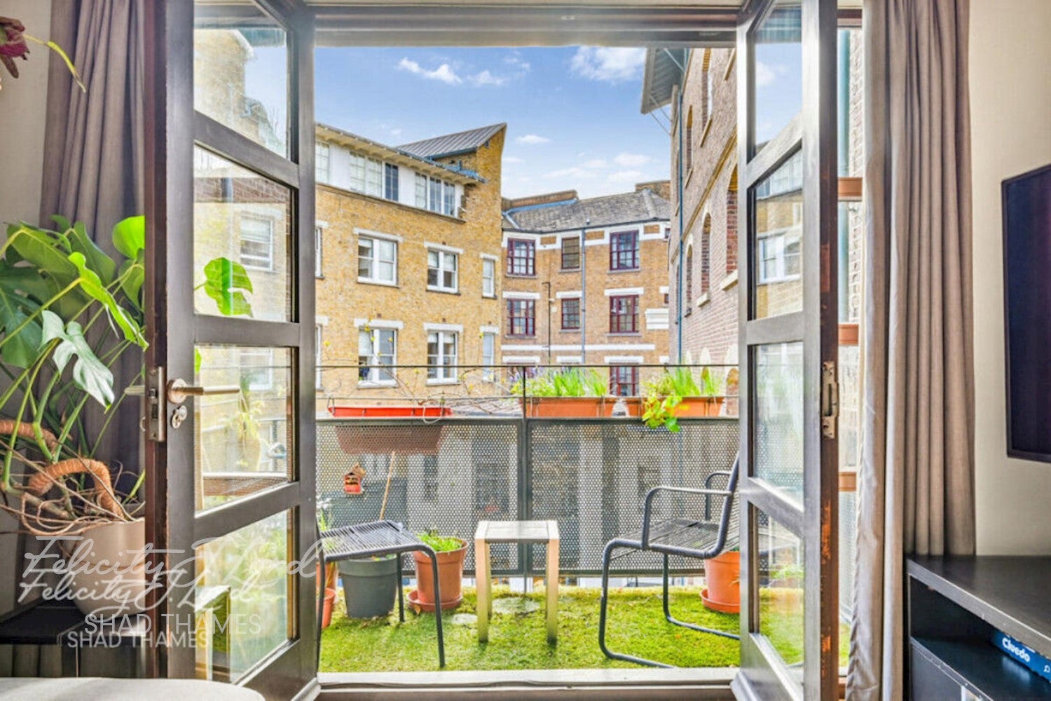 Flat Wolseley Street in Greater London