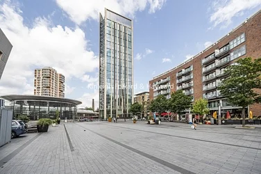Flat Surrey Quays Road in Greater London