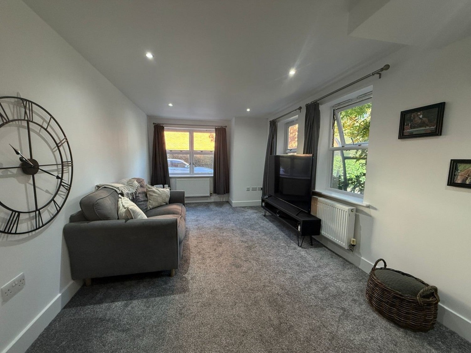 Flat Linkfield Lane in Reigate and Banstead