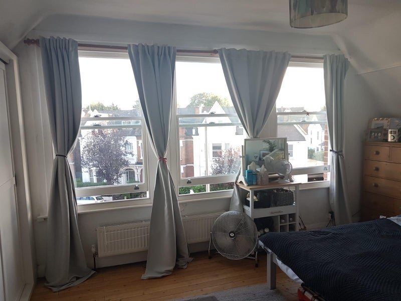 Flat Ritherdon Road in Greater London