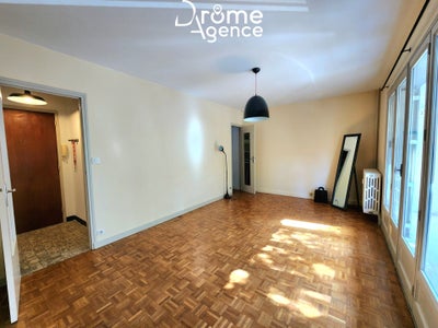 Flat Rue des Alpes in Valence