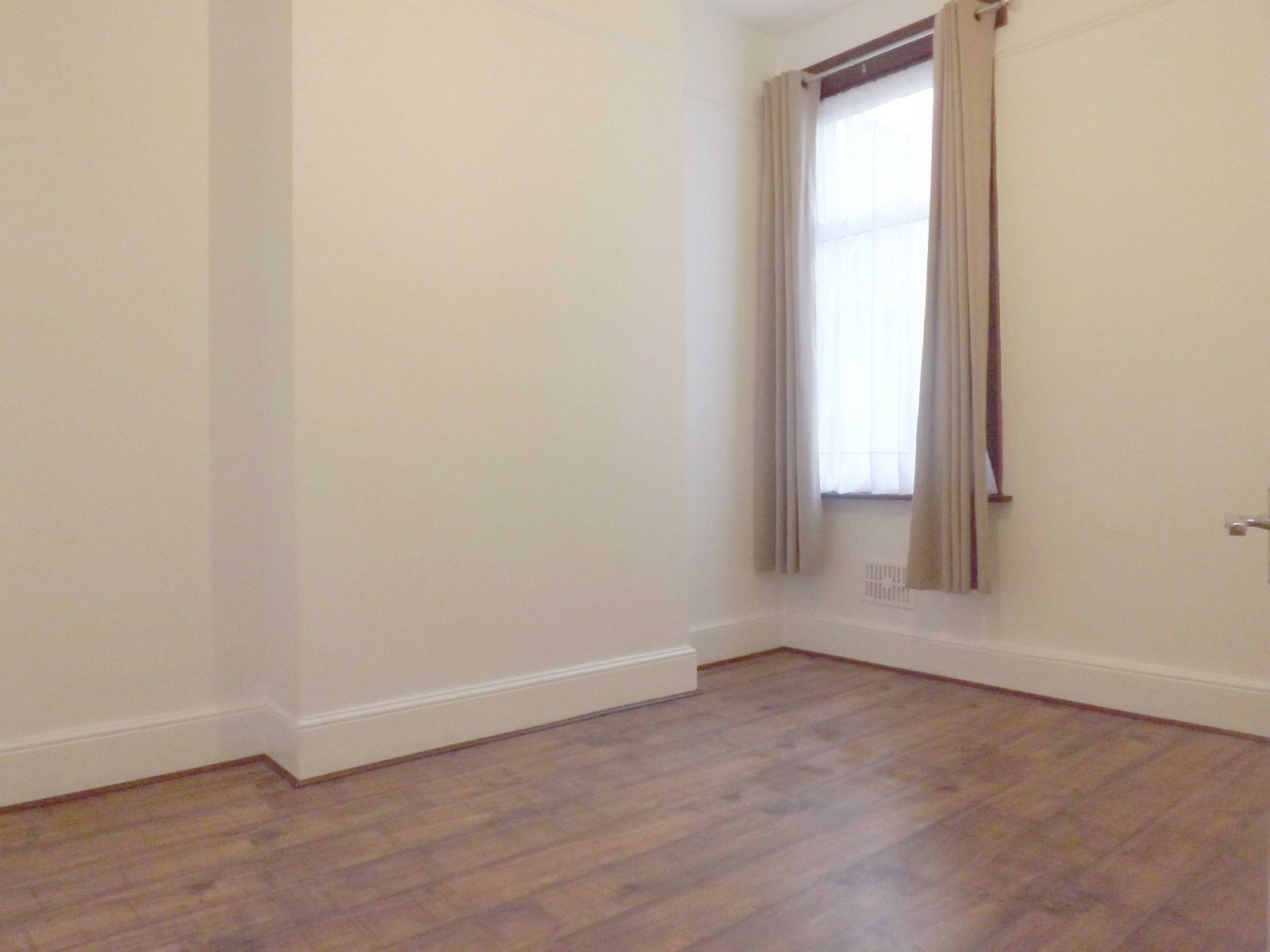 Flat Katherine Road in Greater London