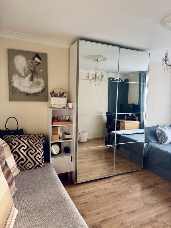 Room Benwick Close in Greater London