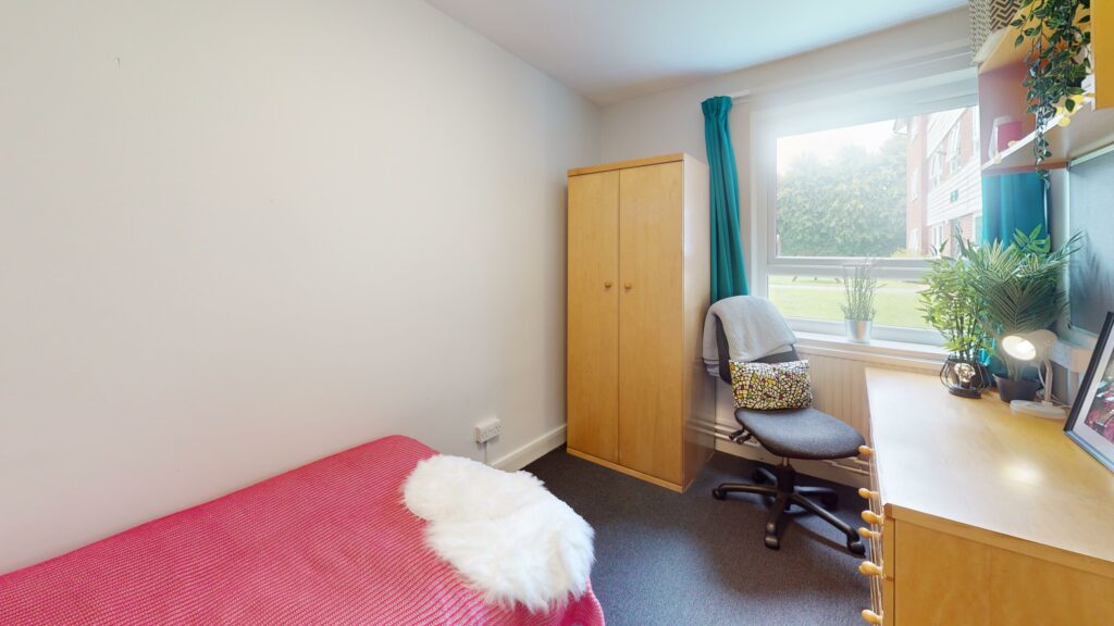 Room Turnpike Lane in Nottingham