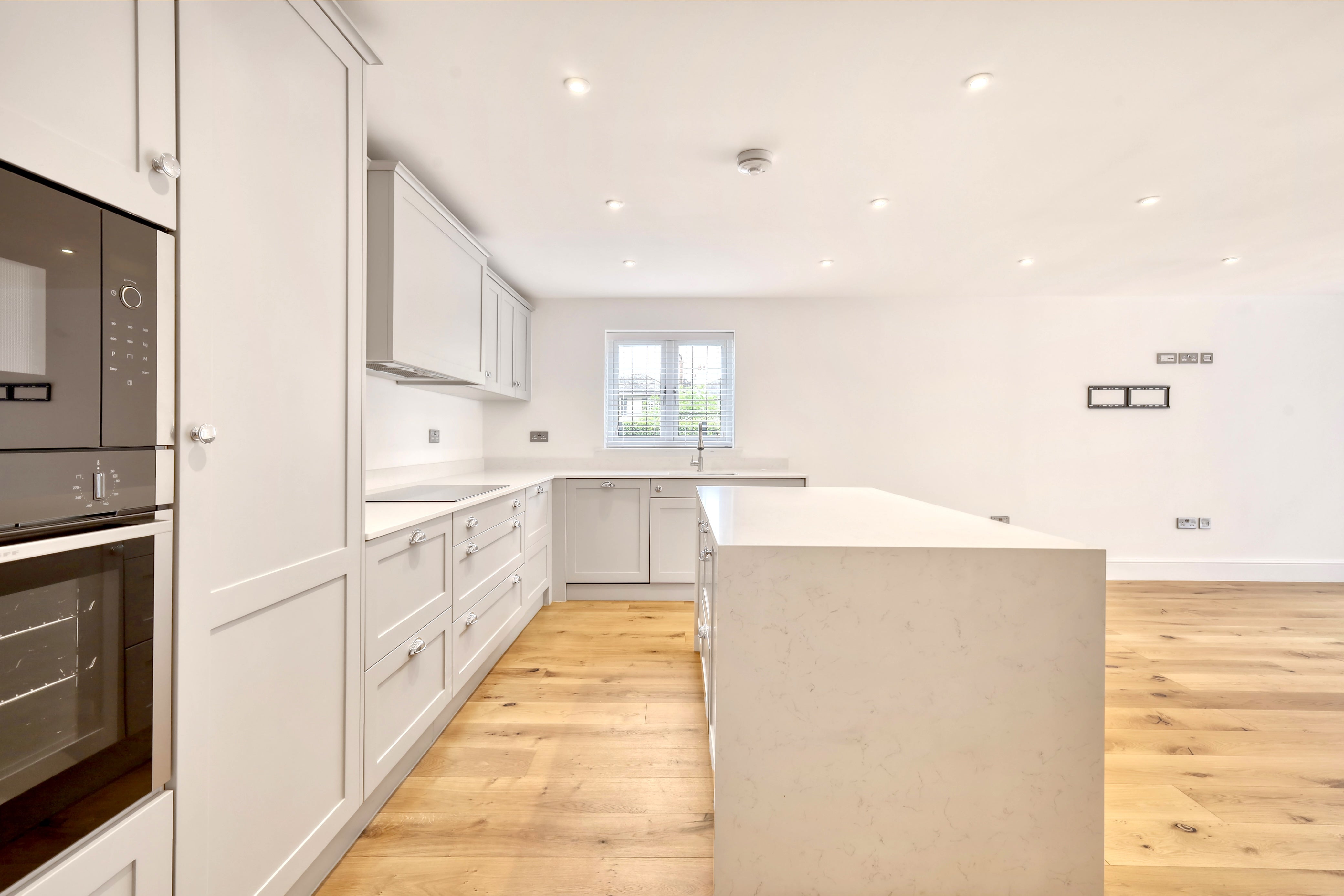 Flat Merrymeade Chase in Brentwood
