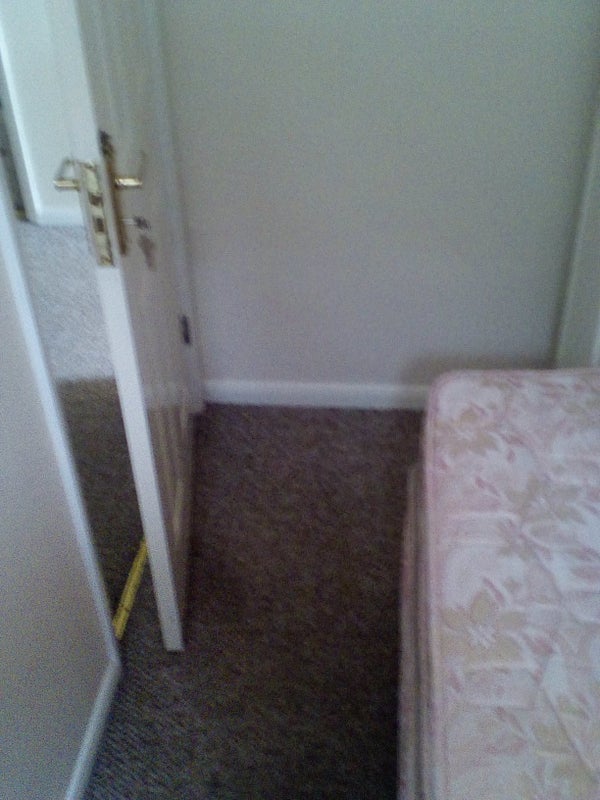 Room Arnolds Avenue in Brentwood