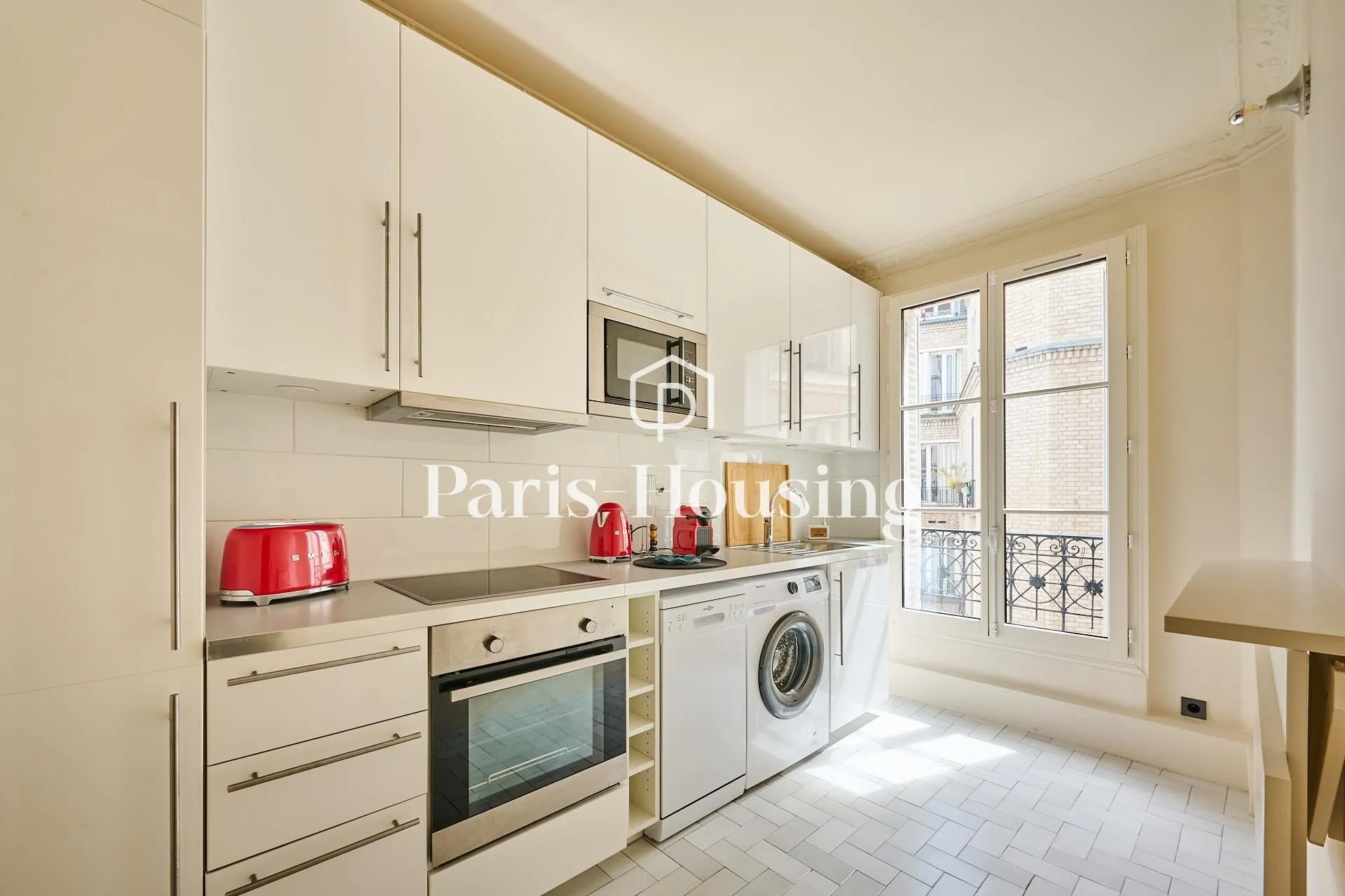 Flat Rue Sextius Michel in Paris
