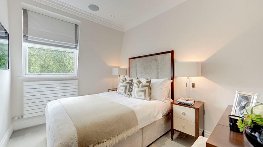 Flat Kensington Gardens Square in City of Westminster