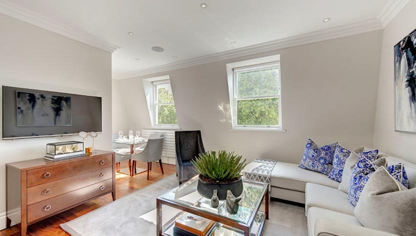 Flat Kensington Gardens Square in City of Westminster