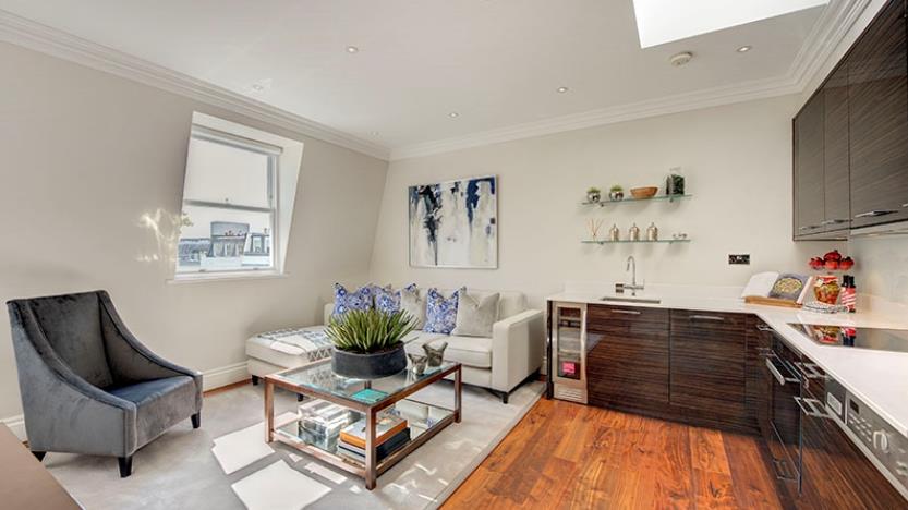 Flat Kensington Gardens Square in City of Westminster