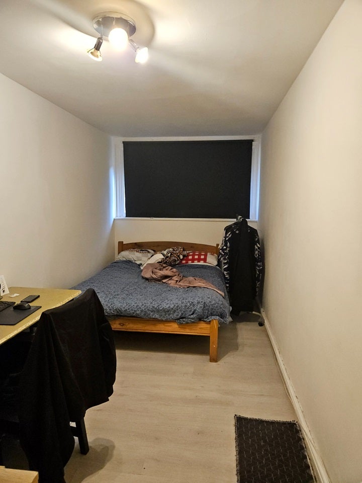 Room Kingsgate Road in Greater London