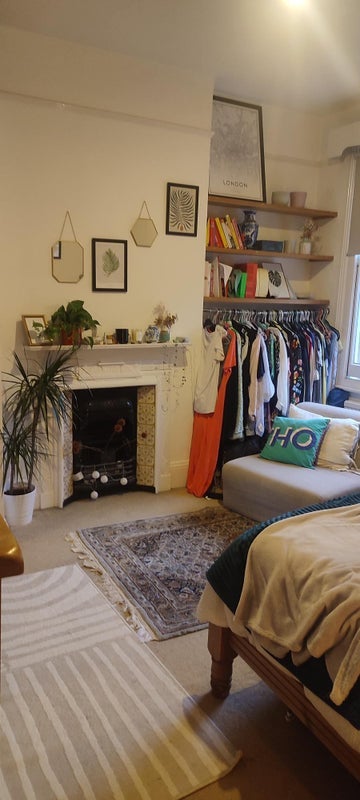 Room Emmanuel Road in Greater London