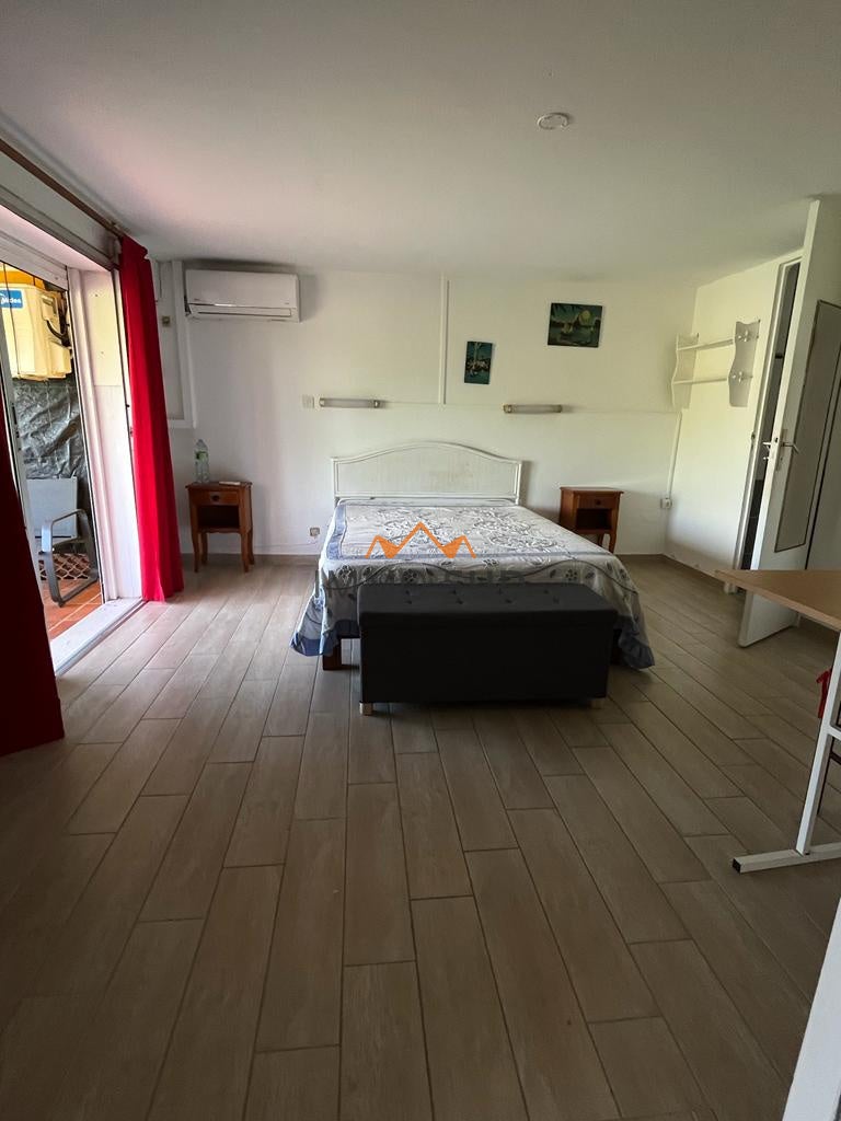 Appartement N 2 à Baie-Mahault