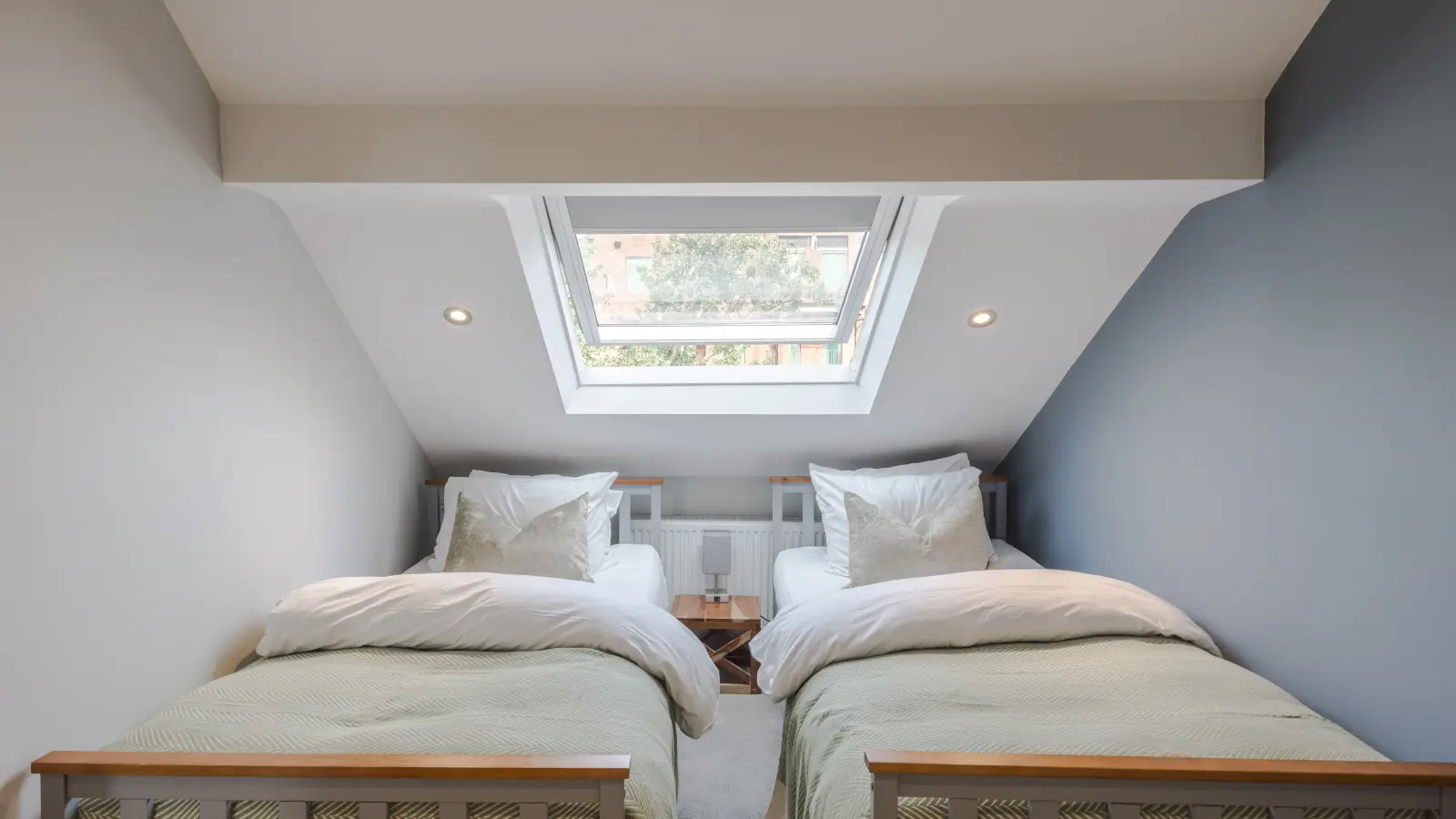 Flat Maygrove Road in Greater London