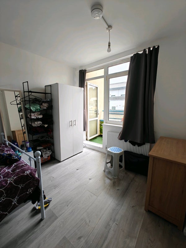 Room The Quarterdeck in Greater London