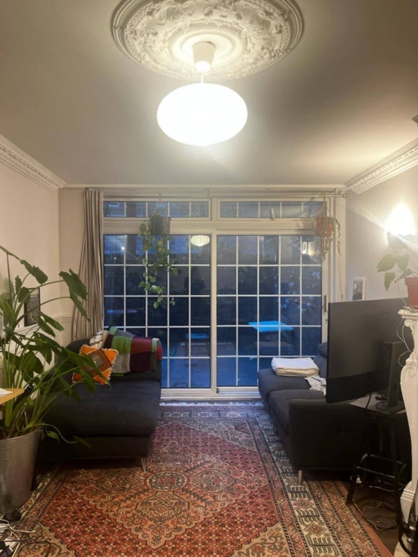 Flat Goswell Road in Greater London