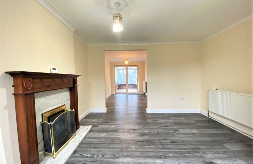 House Thornwood Close in Blackburn