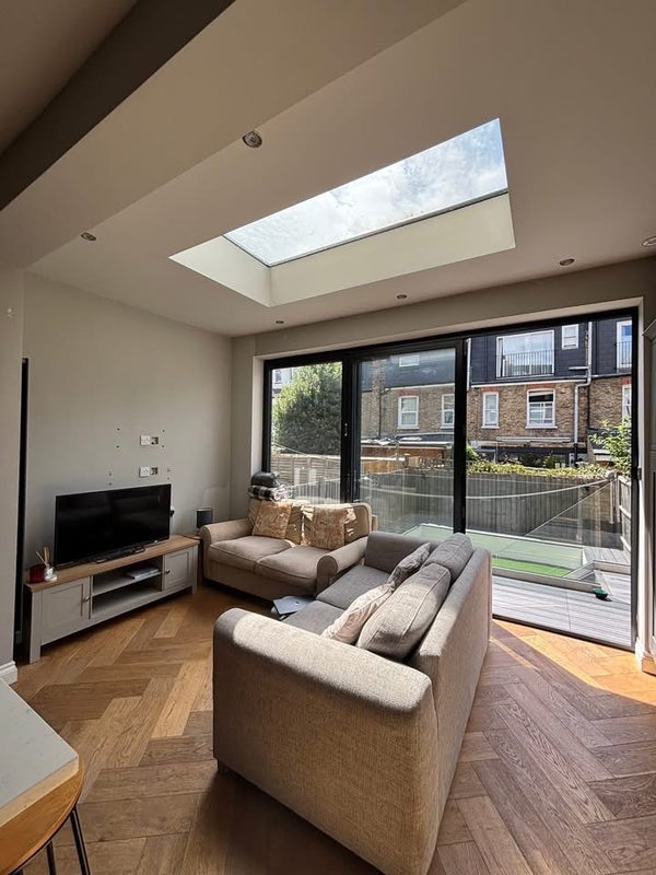 Room Gassiot Road in Greater London